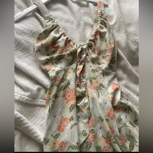 Abercrombie and Fitch Floral Midi Dresss - Picture 2 of 4